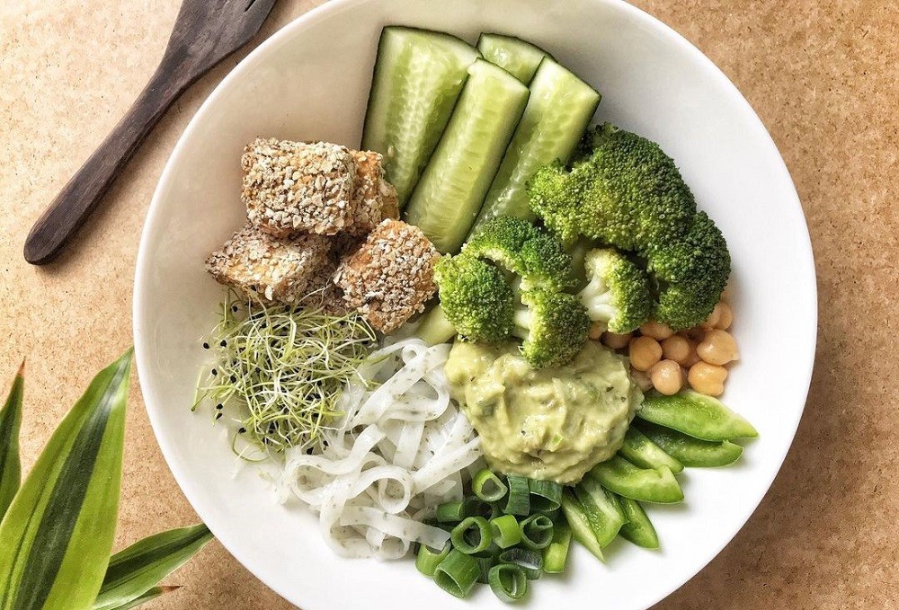 5 Cara Membuat Salad Sayur Segar dan Sehat ala Rumahan, Bahannya Sederhana