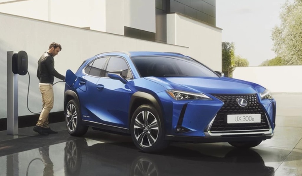 Meluncur Perdana di Indonesia Pekan Ini, Begini Wajah Mobil Listrik Lexus UX 300e