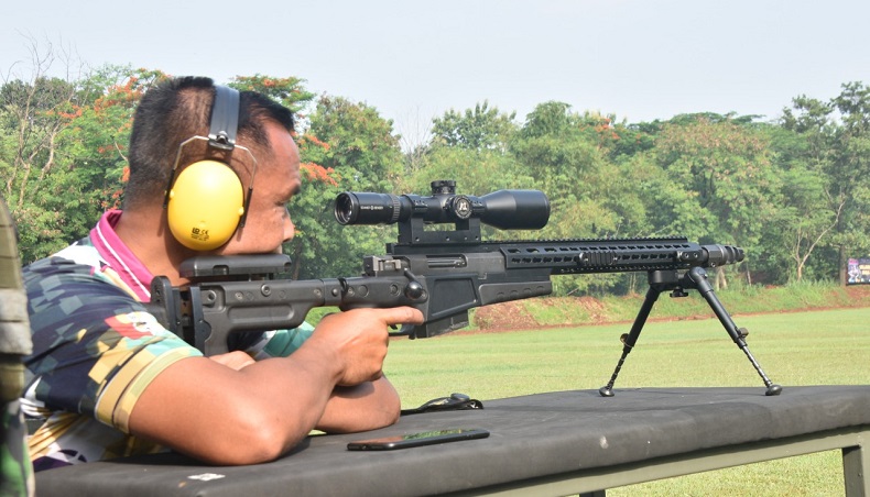 Pangdam Jaya Mayjen TNI Dudung Juara 2 Lomba Menembak Dankormar Cup 2020