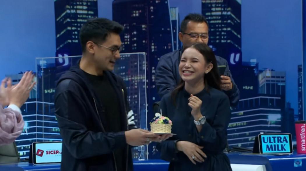 Rossa Berulang Tahun, Afgan Berikan Surprise di Audisi Indonesian Idol SS