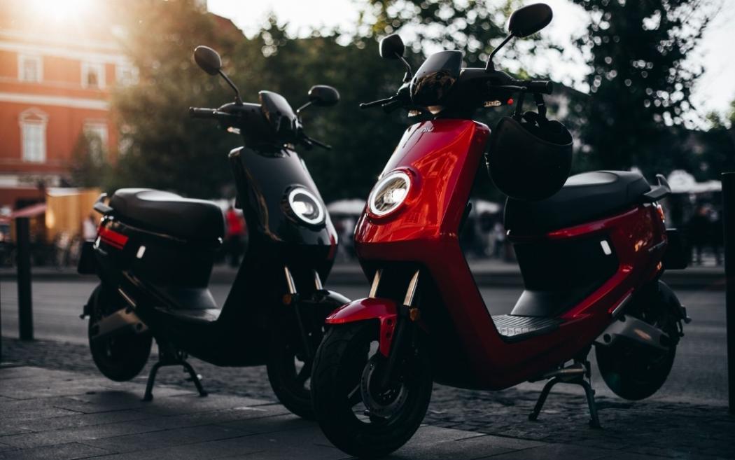 2 Motor Listrik China Rambah Indonesia