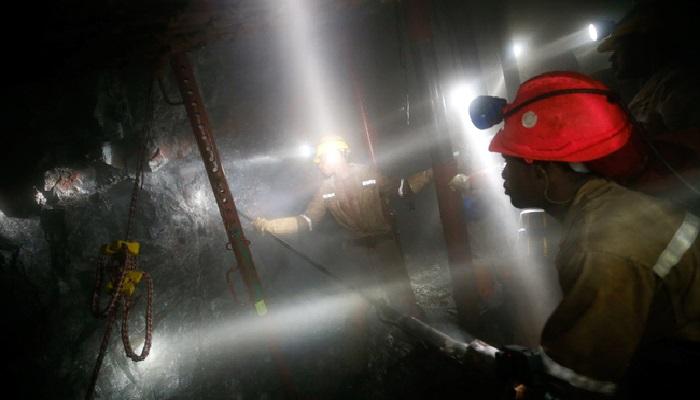 Nasib Nahas Penambang Emas Ilegal, Hindari Praktik Curang BUMN Malah Terjebak di Bawah Tanah