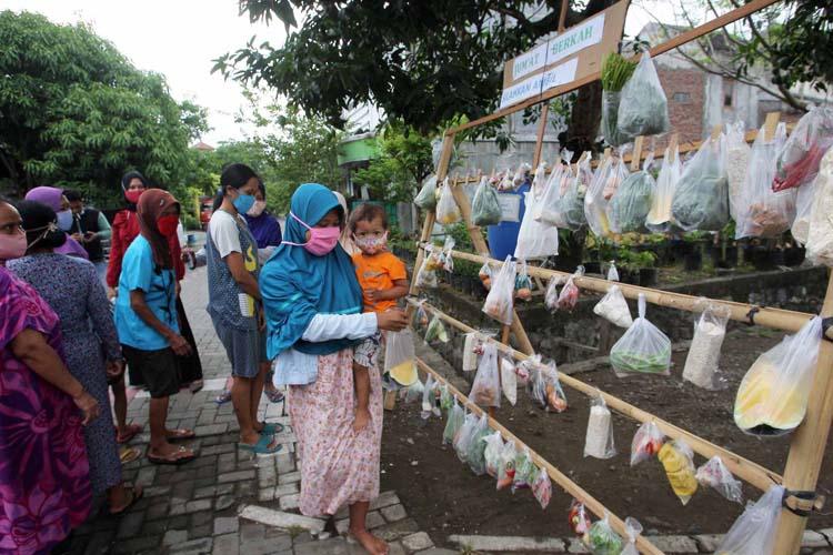 Keren, Jogo Tonggo Jateng Raih Penghargaan TOP 21 Inovasi Pelayanan Publik Penanganan Covid-19 