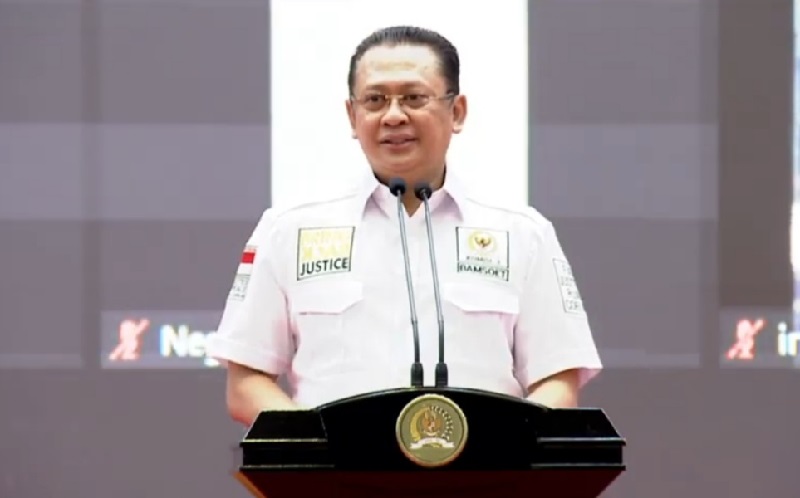 Jokowi Gratiskan Vaksin Covid, Bamsoet: Lampu Merah bagi Para Spekulan