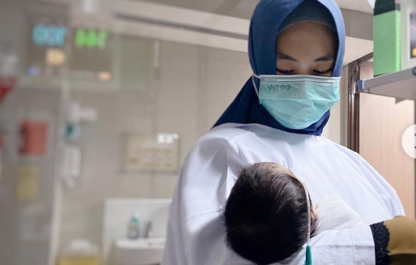 Kaleidoskop: 25 Artis yang Melahirkan di 2020, Nomor 23 Kondisi Bayi Bermasalah dan Harus Dirawat