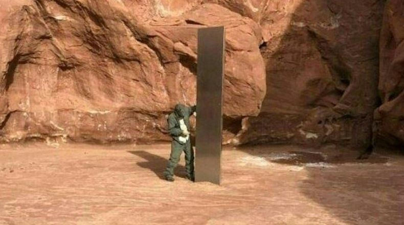 Benda Obelisk Misterius yang Ditemukan di Gurun AS Hilang