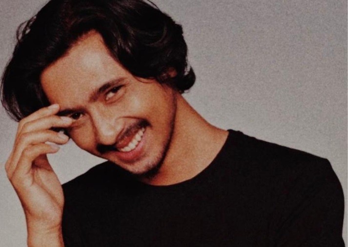 Beda dengan Aldebaran yang Rapi, Arya Saloka Justru Ingin Rambut Gondrong dan Berewokan