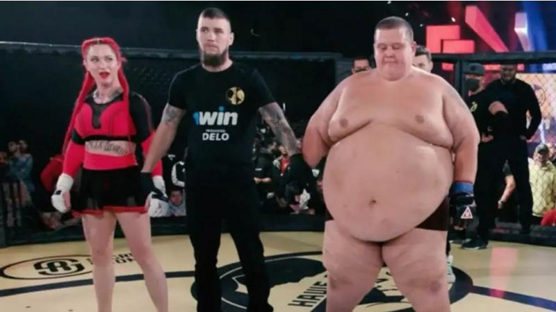 Keren! Petarung MMA Cantik Ini Bikin KO Laki-laki Berbobot 240 Kg