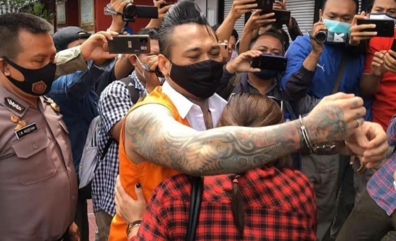 Jerinx Dijebloskan ke Lapas Kerobokan, Tantang Jaksa Debat di Medsos
