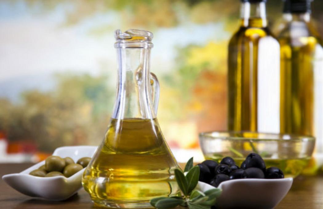 3 Manfaat Minyak Zaitun untuk Wajah, Bisa Bikin Awet Muda