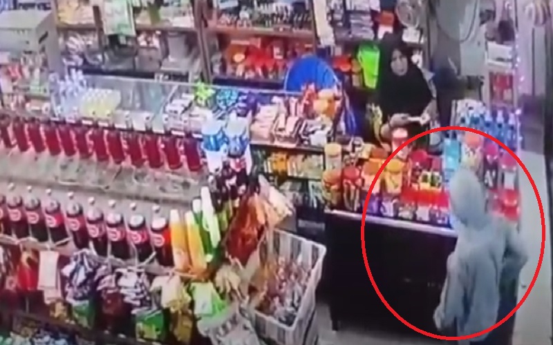 Terekam CCTV, Pemuda di Medan Todong Pedagang dengan Pistol saat Minta Uang