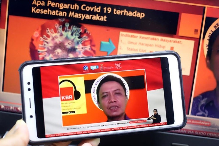 Masyarakat Tetap Disiplin 3M Setelah Vaksin Tiba