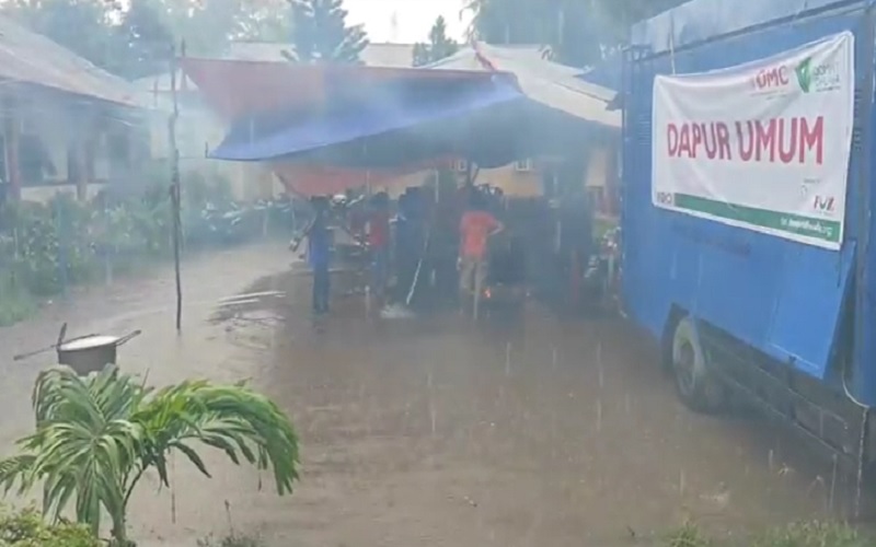 Diguyur Hujan, Tenda Pengungsian Korban Erupsi Gunung Ile Ape Tergenang