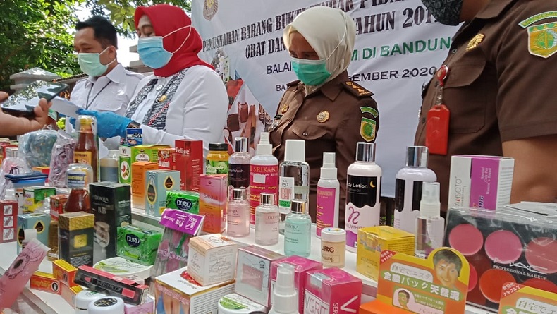 Kandung Zat Berbahaya, Obat dan Kosmetik Ilegal Rp31,2 Miliar Dimusnahkan