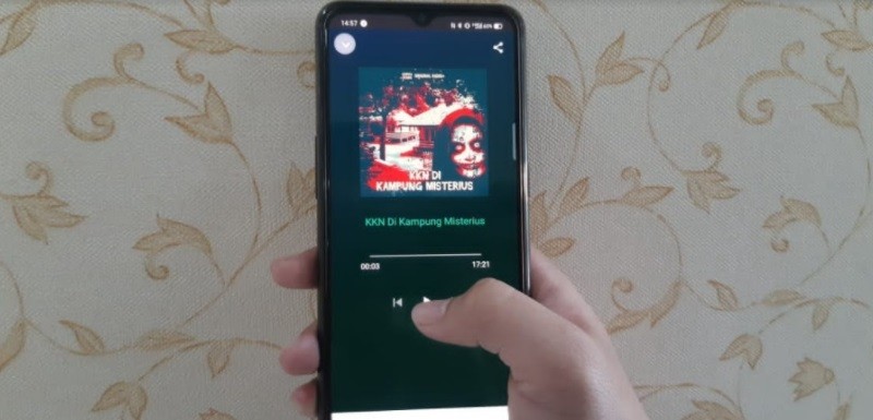 Banyak Kejanggalan Menakutkan KKN di Kampung Misterius, Siapakah Sebenarnya Sosok Misterius Pak Kasmiran?