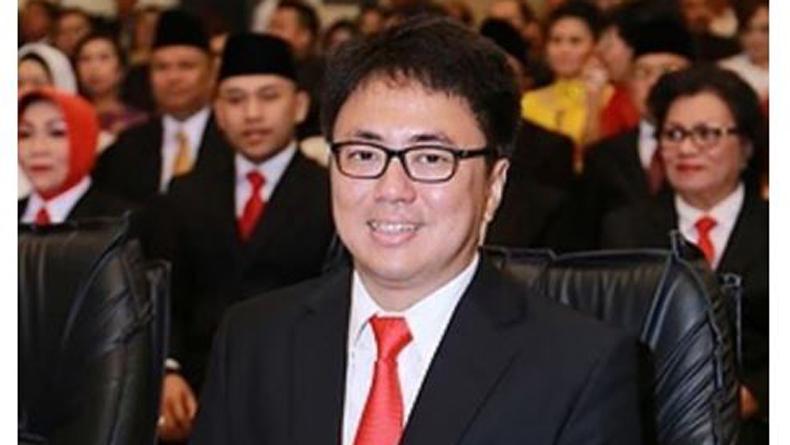 Profil Andrei Angouw, Calon Wali Kota Manado yang Unggul Hasil Quick Count