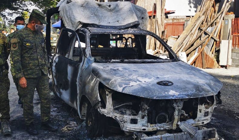 Kelompok Militan Tembaki dan Bakar Markas Militer di Filipina