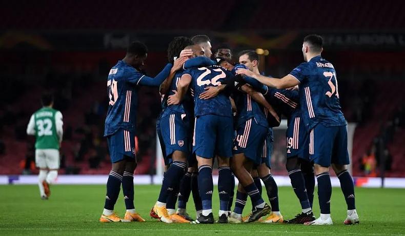 Kemenangan Arsenal Dibantu Penonton, Kok Bisa?