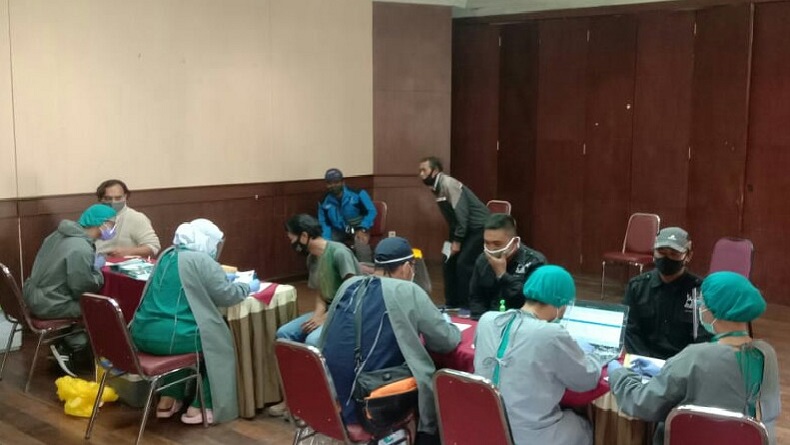 Puluhan Pekerja Wisata di Klaster Cikole Lembang dan Ciwidey Di-rapid Test, Ada Apa?