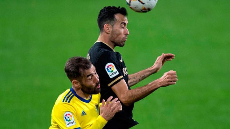 Sergio Busquets Ragu Barcelona Bisa Juara La Liga