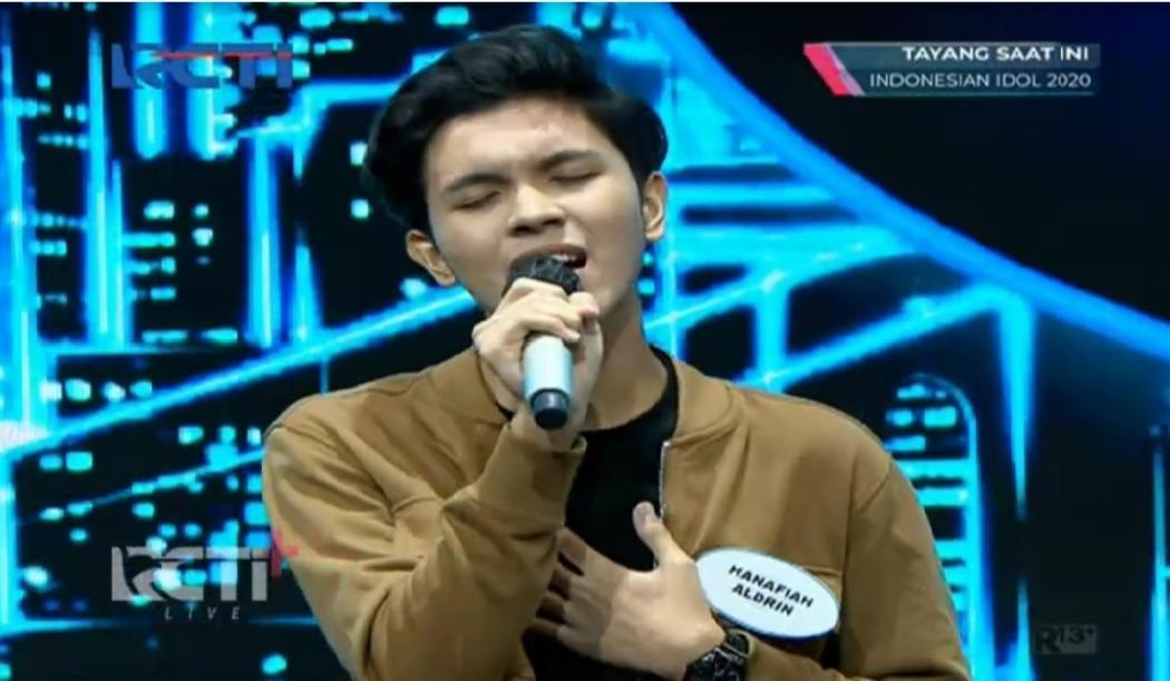 Taklukkan Babak Best Cover Indonesian Idol Special Season, Hanafiah Aldrin Dikerjai Rossa