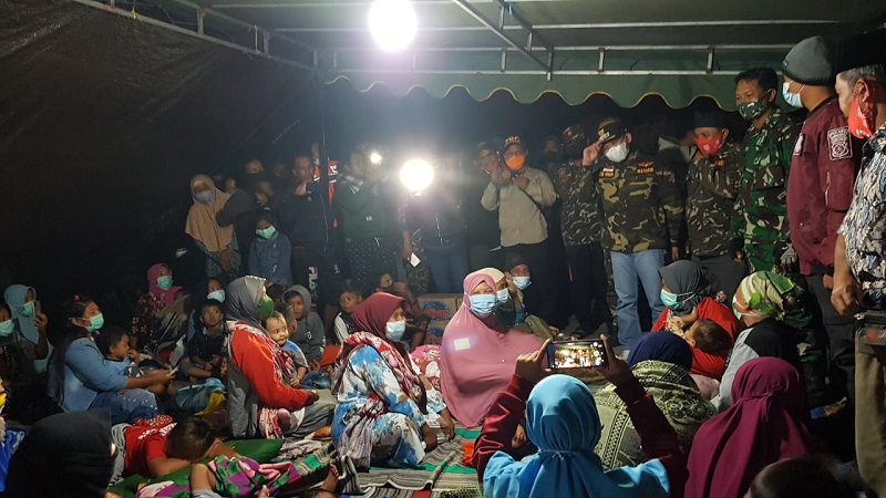 Gunung Semeru Masih Labil, BPBD Lumajang Ungsikan Warga Setiap Sore 