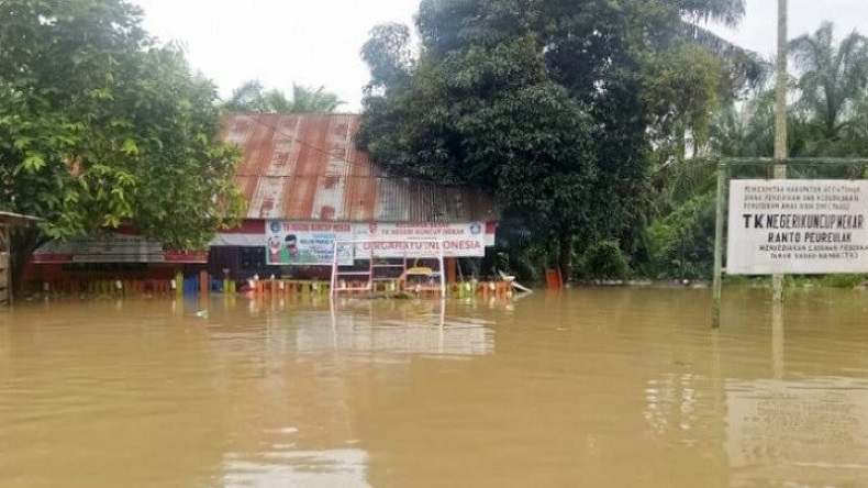Bangunan Terendam Banjir, 190 Sekolah di Aceh Timur Liburkan Siswa dan Tunda Ujian