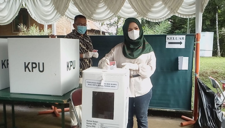 Mencoblos Pilkada, Suami Calon Wakil Wali Kota Depok Afifah Deg-degan