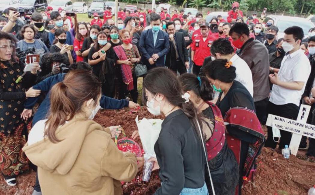 Jenazah Melisha Sidabutar Dimakamkan, Tangis Haru Keluarga Pecah