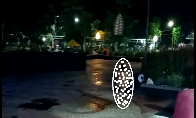 Viral, Video Perempuan Telanjang Mandi di Alun-Alun Probolinggo 