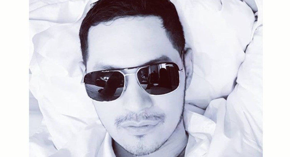 Evan Sanders Pamer Pose Ganteng Pakai Kacamata Hitam, Netizen: Aduh Enggak Kuat