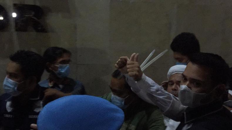 Habib Rizieq Ditahan, Kuasa Hukum Ajukan Praperadilan