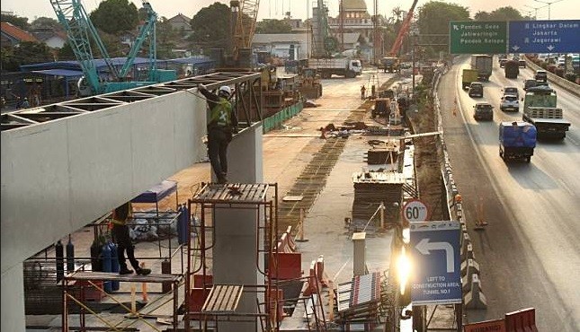 Soal Kereta Cepat, Menko Luhut: Kita Harus Belajar dari China