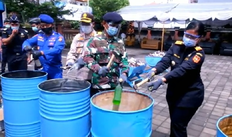Bea Cukai Denpasar Musnahkan Barang Sitaan Rp2 Miliar Hasil Operasi Pasar dan E-commerce