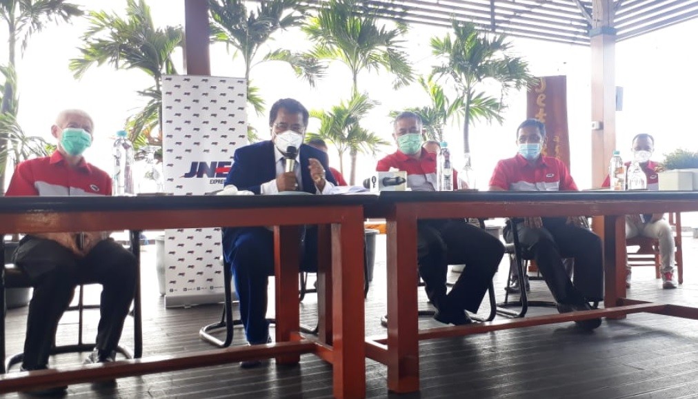 Hotman Paris Ungkap 5 Poin soal Boikot JNE, Pelaku Hoaks Akan Dipidanakan