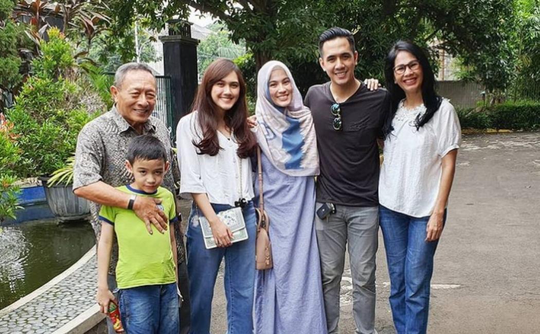 Lika-liku Kakak Alyssa Soebandono Pindah Agama, Pilih Tinggal di Kos dan Terharu Ingat Pesan Ayah