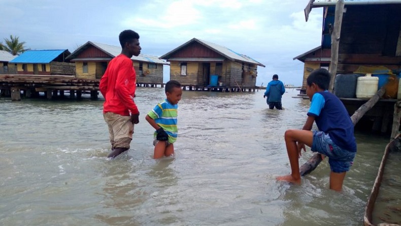 Banjir Rob Setinggi 1,5 Meter Landa 5 Kampung di Distrik Waan Merauke