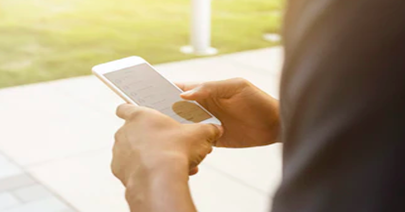 Smartphone Lambat saat Buka Aplikasi? Ini Penyebabnya