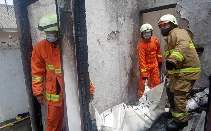 Kebakaran Hanguskan Rumah di Pasar Minggu, 2 Jenazah Ditemukan di Kamar Mandi