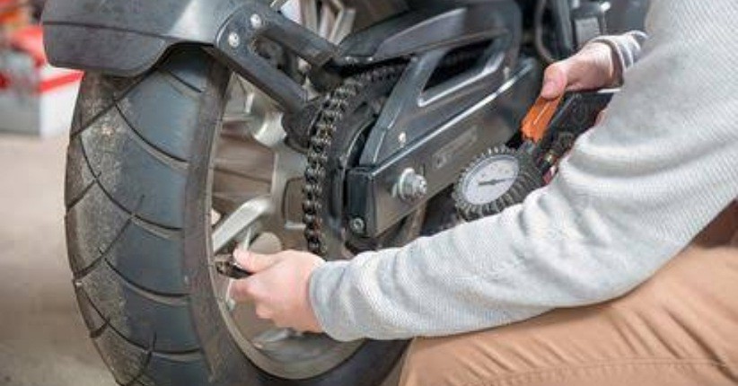 Tips Merawat Ban Motor agar Berusia Panjang