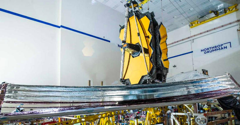 Tim Webb Bikin Pelindung Matahari di Teleskop Seukuran Lapangan Tenis