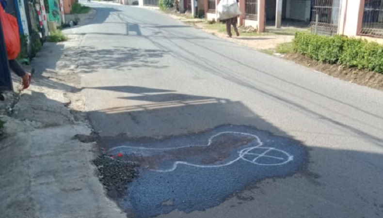 Jatuh saat Menyeberang, Bocah 4 Tahun Tewas Terlindas Pikap