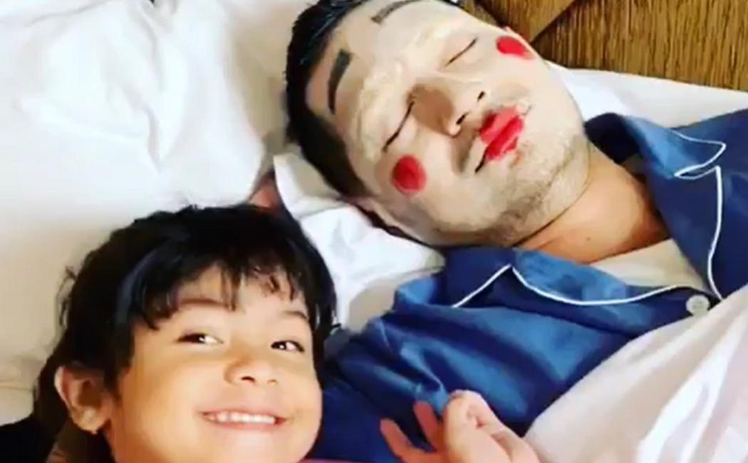 Evan Sanders Jadi Menor Gara-Gara Didandani Fara Shakila Pemeran Reyna, Netizen Ngakak: Jahil Banget