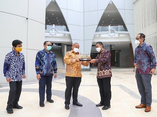 Hingga November, Pelindo III Salurkan Hibah Rp52 Miliar