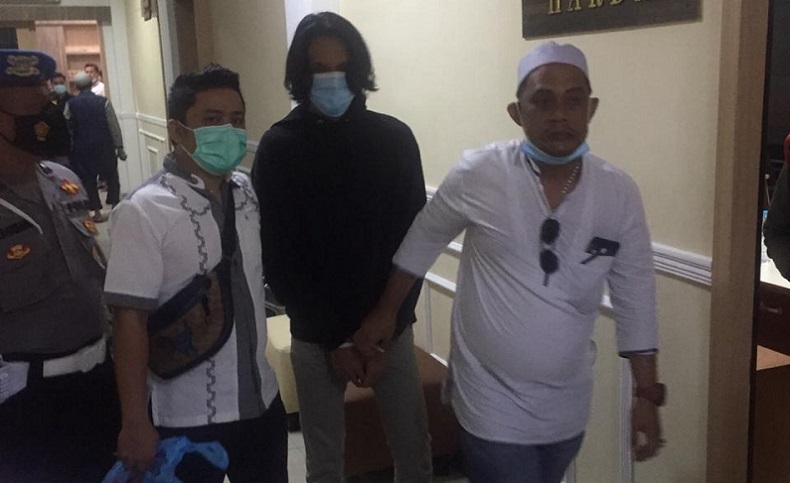Serang Polisi, Peserta Aksi 1812 Dukung Habib Rizieq di Pontianak Ditangkap