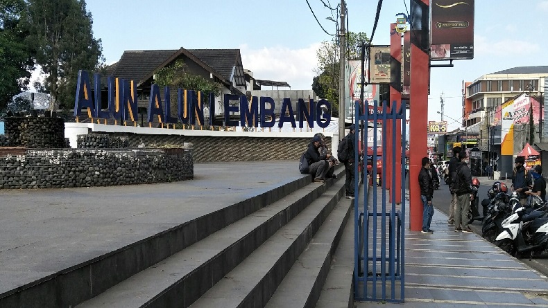 Cegah Kerumunan di Malam Tahun Baru, Aparat Gabungan Siaga di Alun-alun Lembang