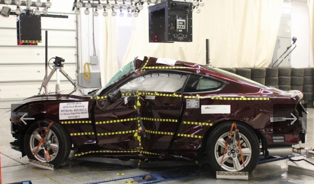 Ford Mustang Bekas Uji Tabrak Dijual Rp17,6 Juta