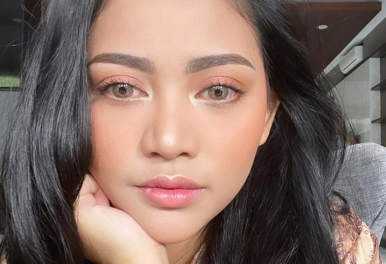 Rachel Vennya Lepas Hijab, Netizen  Menduga Istri Niko Al Hakim Ada Masalah: Sayang Banget