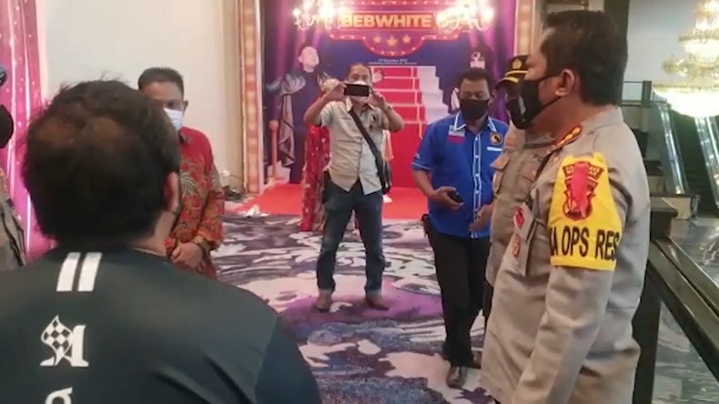 Datangkan Artis, Acara Ulang Tahun Produk Kecantikan di Makassar Dibubarkan Polisi