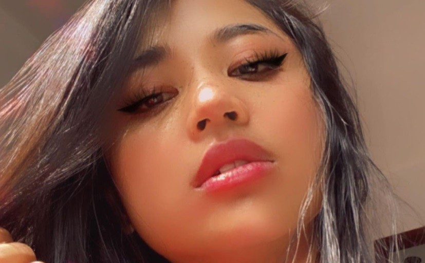 Positif Covid-19, Dewi Perssik Alami Gejala Langka: Ada Bercak Merah di Wajah dan Tubuh